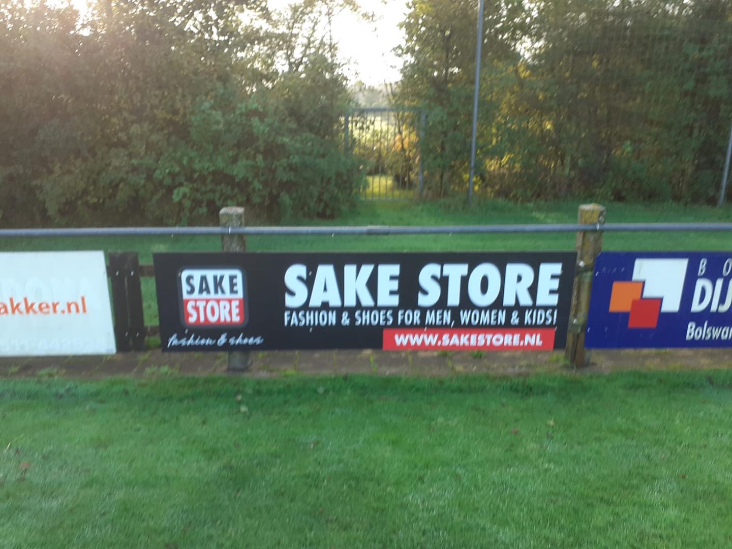 Sake Store sponsort Broekster Boys