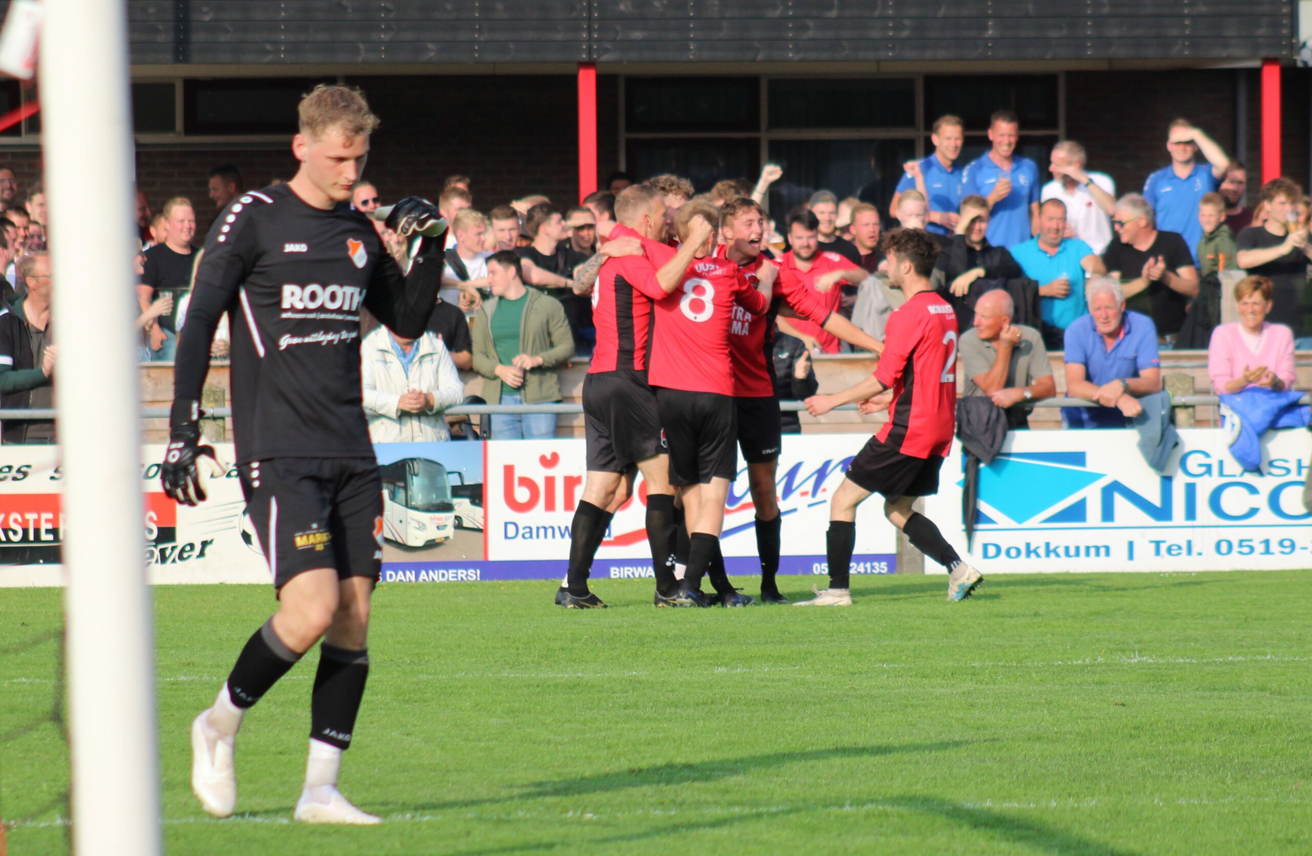 ONS Sneek pakt in de 102e minuut kampioenschap bij Broekster Boys