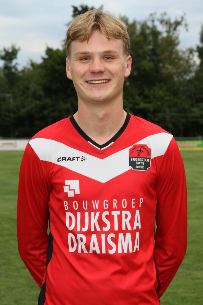 014 Jacob Weidenaar