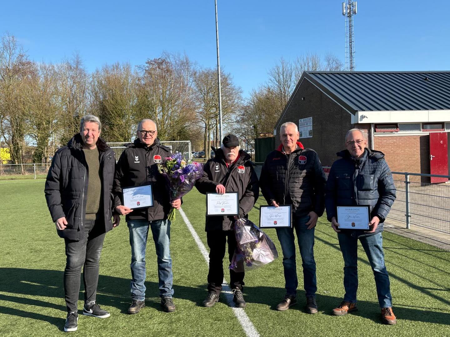 Lid van verdienste Ytzen Wielstra, Gosse Wijbenga, Rudy Kooistra en Geert de Lange